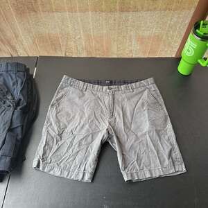 BOSS Hugo Boss Men's Gray Patterned Casual Shorts S38